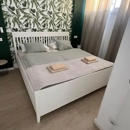 Royal Diamantes I With Ac 洛斯克里斯蒂亚诺斯